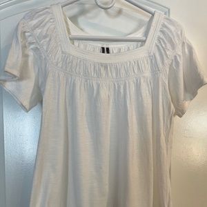 White Anthropologie short sleeve tee